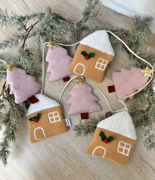 Handmade Christmas Garland – Fabric Gingerbread House & Tree Bunting, Kids Room Holiday Decor